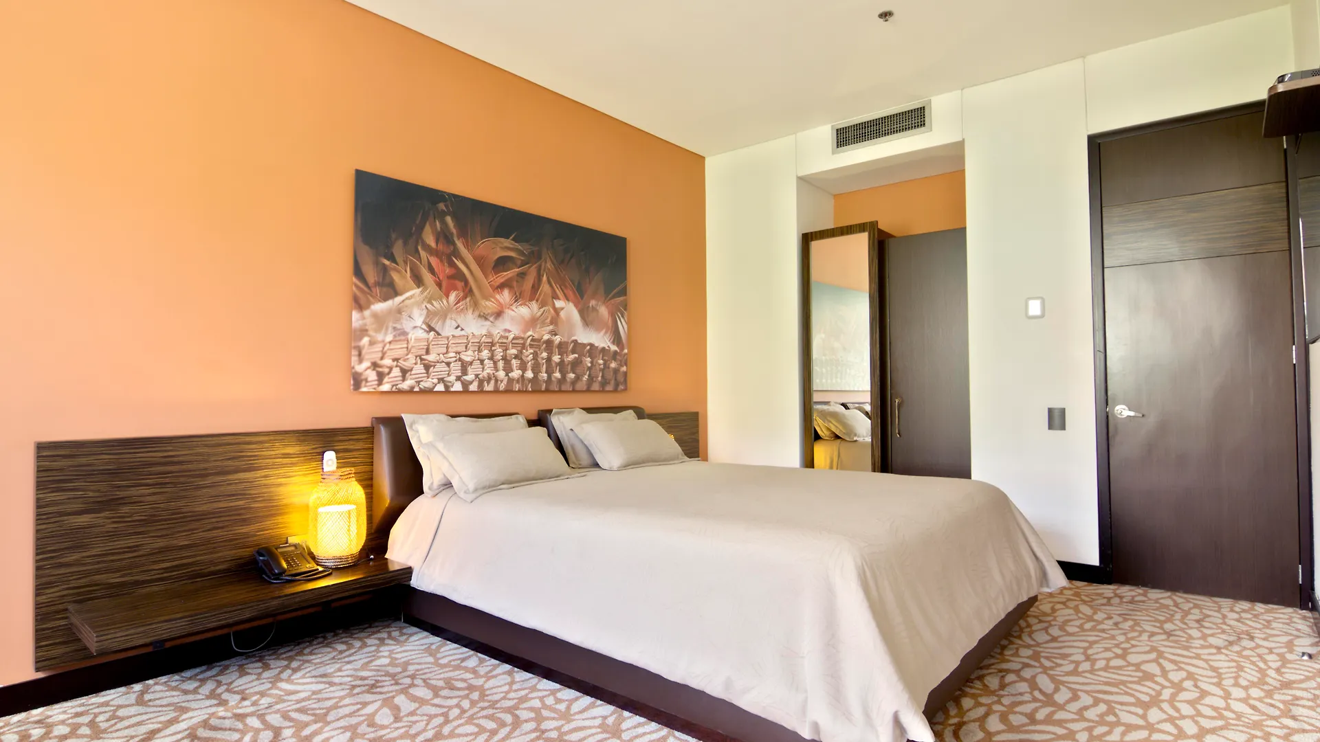 Diez Hotel Categoria Colombia Medellin Colombia
