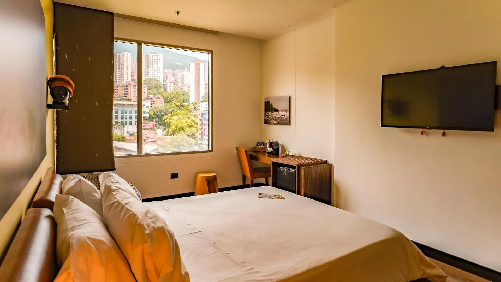 Diez Hotel Categoria Colombia Medellín