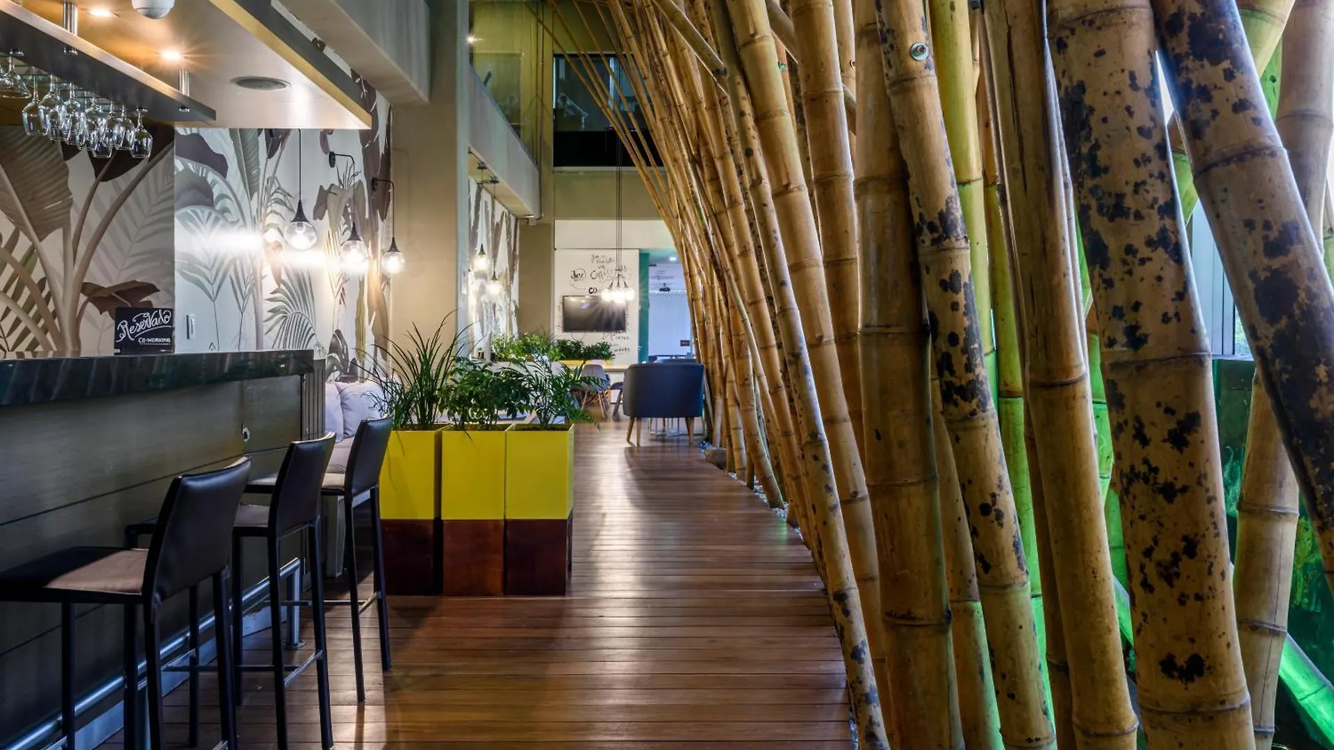 Diez Hotel Categoria Colombia Medellin