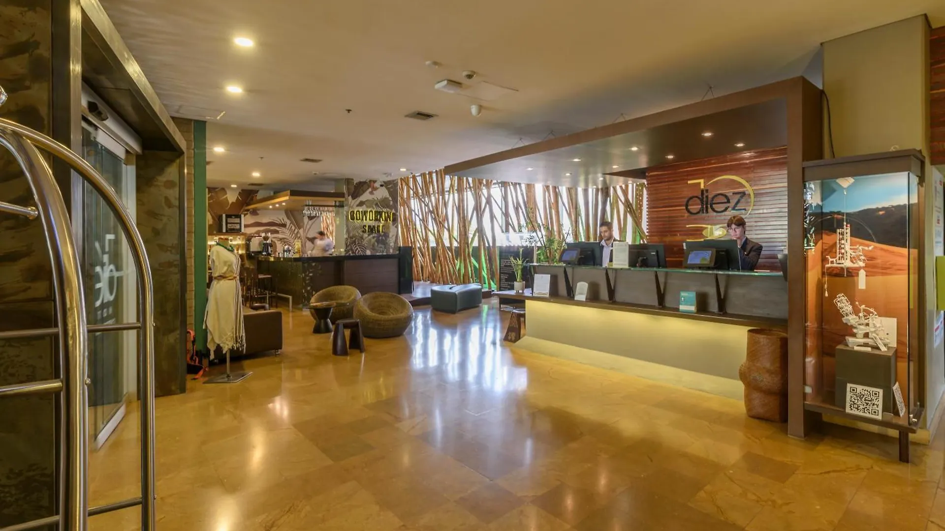 Diez Hotel Categoria Colombia Medellin Colombia