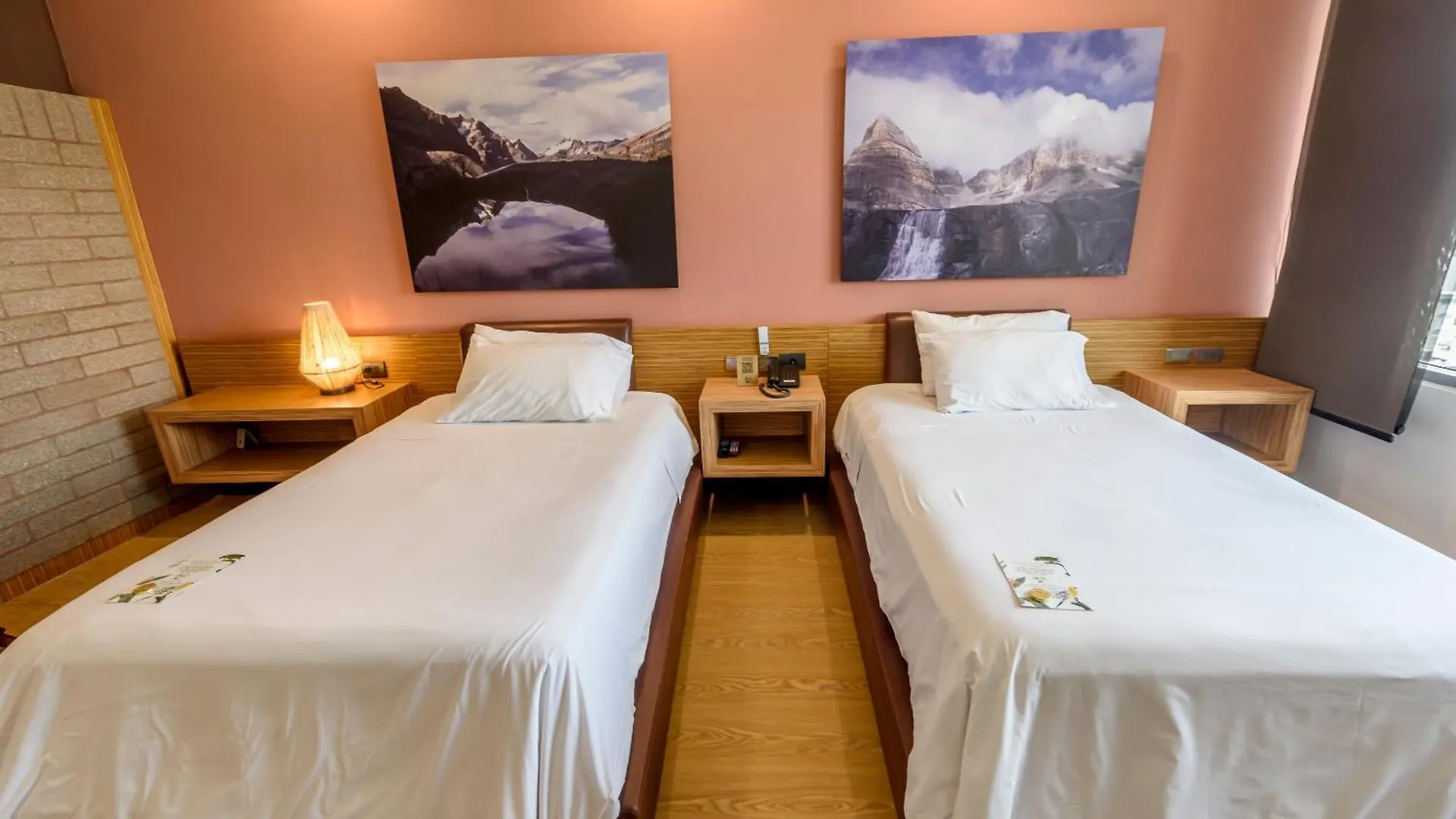 Diez Hotel Categoria Colombia Medellin