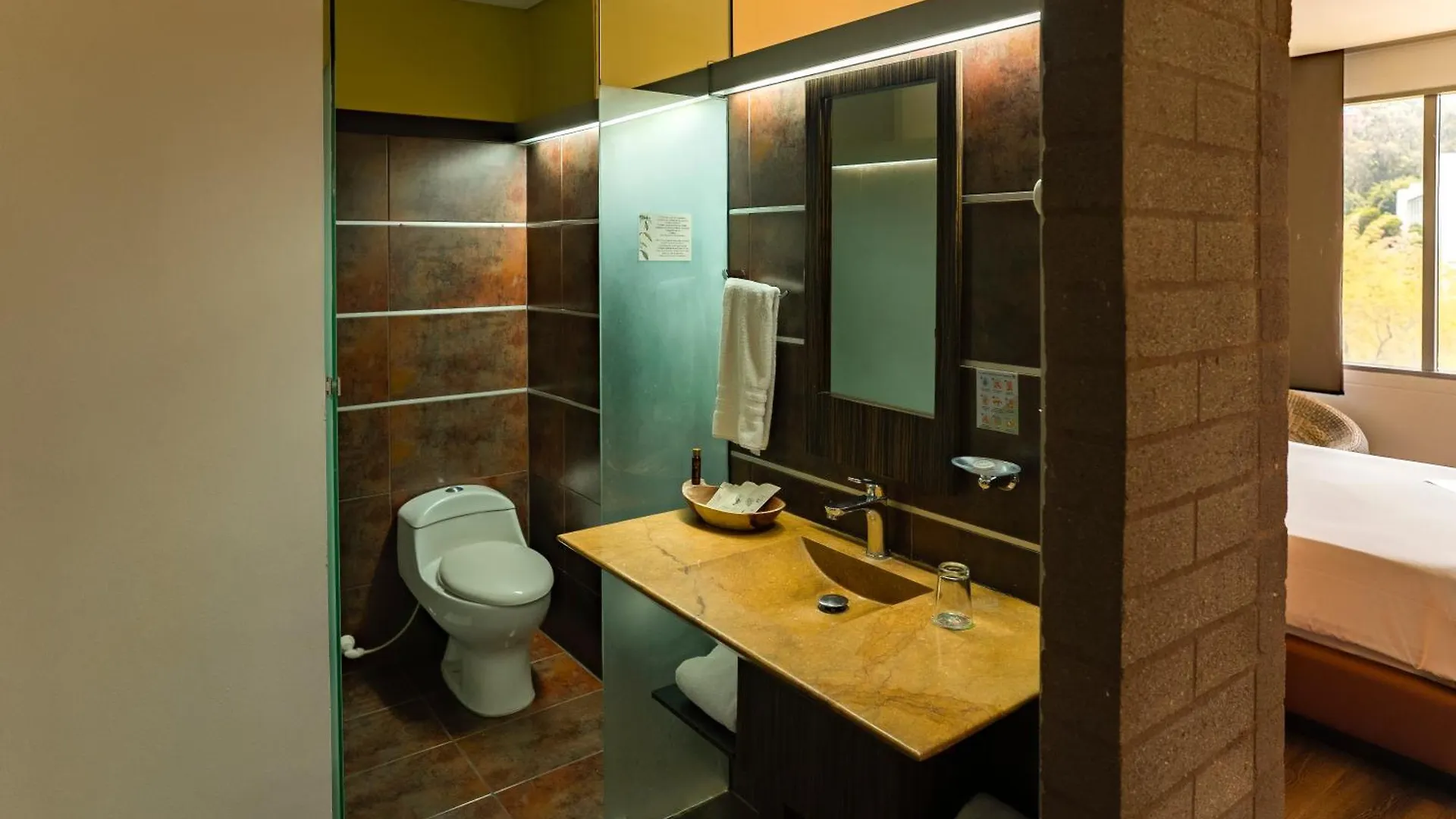 Diez Hotel Categoria Colombia Medellin