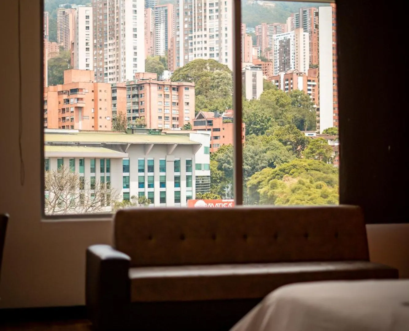 Diez Hotel Categoria Colombia Medellin