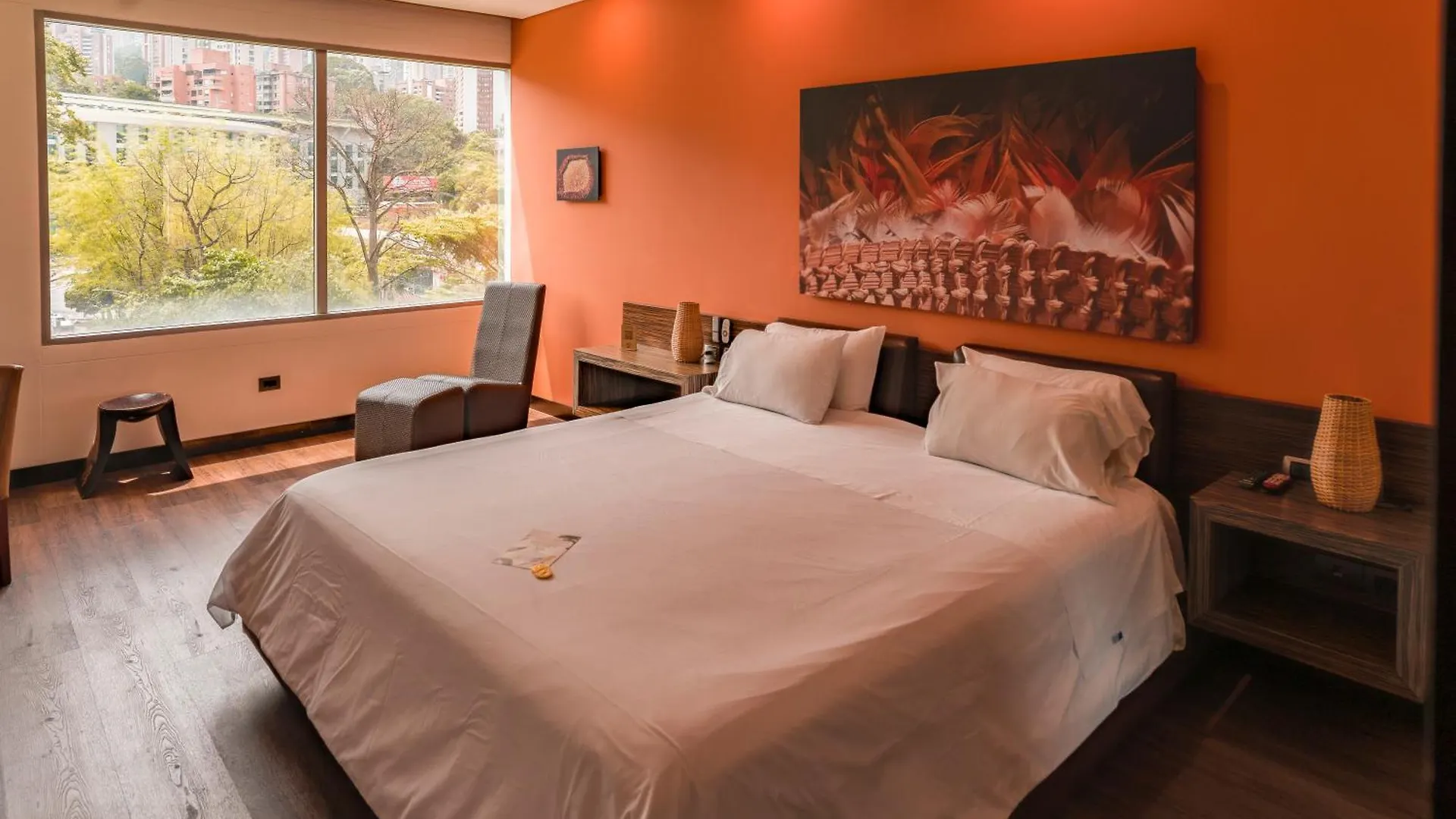 Diez Hotel Categoria Colombia Medellin