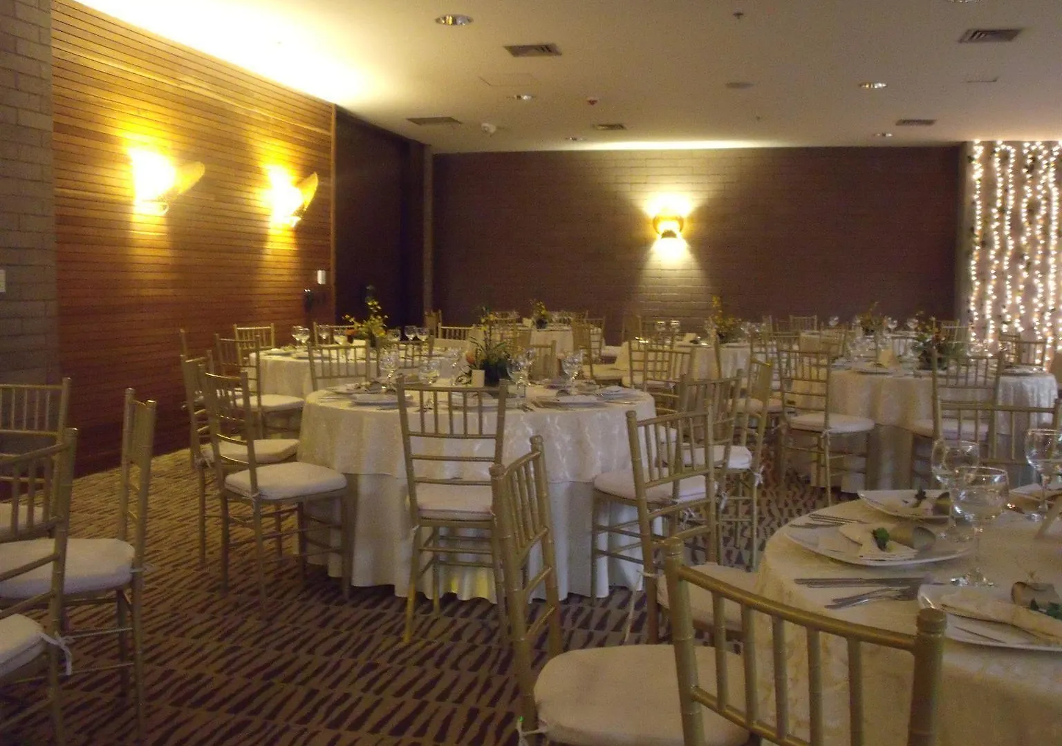 Diez Hotel Categoria Colombia Medellin